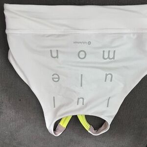 lululemon athletica Women’s White sports bra with Neon Yellow Straps
